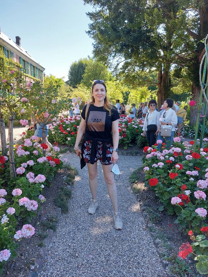 Chiara di Viaggi e Ritratti ai giardini di Giverny