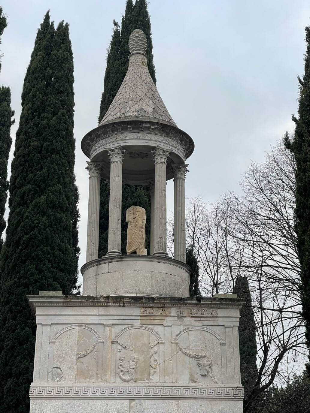 il grande mausoleo di candia ad aquileia